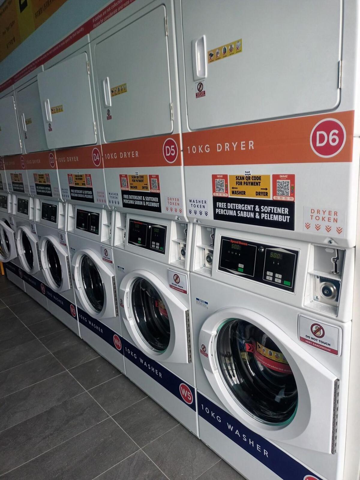 Pangsapuri 2 Interconnected 4 Pax Sky Pool Gym Sauna Jazzuci Water Purifier Washerdryer *