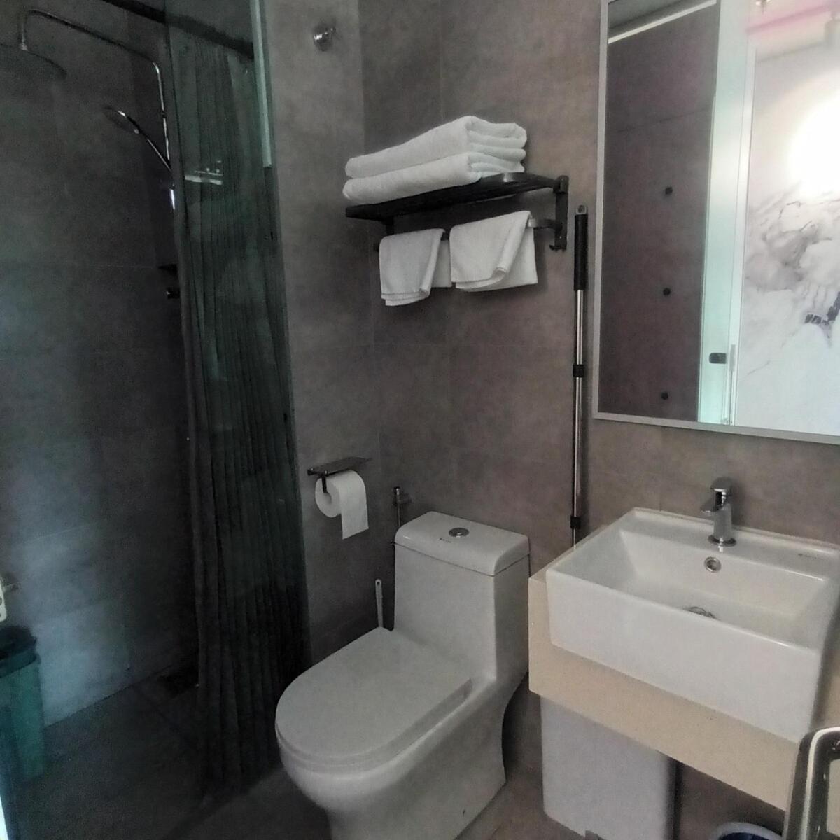Pangsapuri 2 Interconnected 4 Pax Sky Pool Gym Sauna Jazzuci Water Purifier Washerdryer